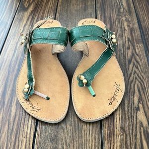 NWOT unbranded green flip flop sandals from Cuba